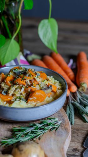 Recette Poulet effiloché aux légumes et purée au fromage