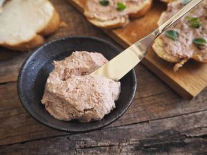 Recette Mousse de foie gras luxueuse et onctueuse : Une tentation culinaire