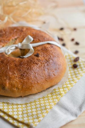 Recette Couronne des rois à la fleur d'oranger, orange et abricots secs (vegan)