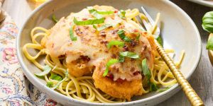 Recette We Love This Weeknight Shortcut Chicken Parmesan—Ready In Less Than 30 Minutes!