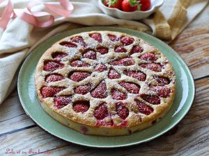 Recette Gâteau facile aux fraises