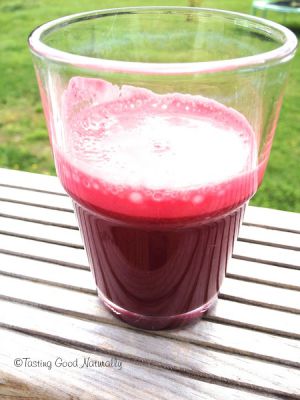 Recette Jus de betterave, pomme, céleri et graines germées #vegan