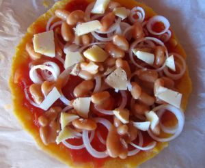 Recette Pizzalenta, pizza à la polenta, haricots Tarbais et fromage de brebis