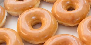 Recette The (Official) Best Way To Reheat a Glazed Doughnut, According to Krispy Kreme