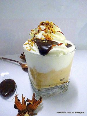 Recette DESSERT / MOUSSE à la CREME mascarpone / fromage blanc /  chocolat/ beurre de cacahuète / protéine /miel / pralin