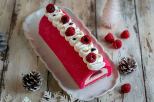 Recette Bûche framboise, yuzu et vanille inspirée de Christophe Felder