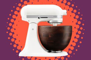 Recette KitchenAid Is Back with the Wooden Bowl That Broke the Internet—Now Paired with a Dreamy, Neutral Color