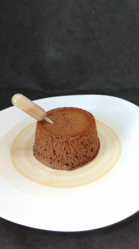 Recette Moelleux au chocolat allunga et feve de tonka sauce carambar