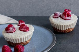 Recette Mini-cheesecakes speculoos et framboise (vegan)