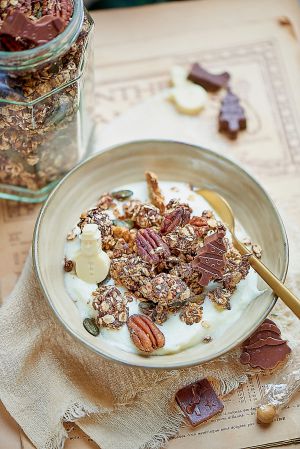 Recette Granola de Noël au chocolat et aux épices