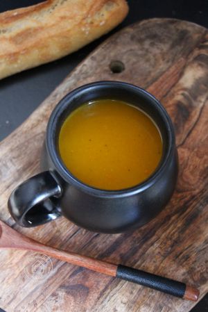 Recette Velouté de potimarron aux marrons et lentilles corail : recette simple et maison