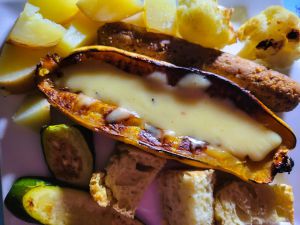 Recette Fondue au fromage végétal dans une courge delicata