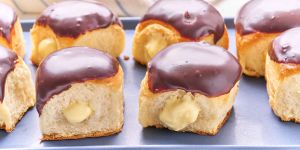 Recette I Made Doughnuts With Hawaiian Rolls—and No One Believed They Were Homemade