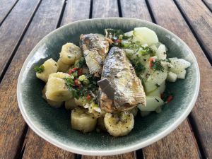 Recette Assiette de ti nains et concombre à la sardine