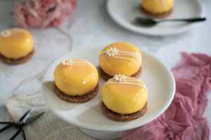 Recette Entremets vanille, passion et noix de coco