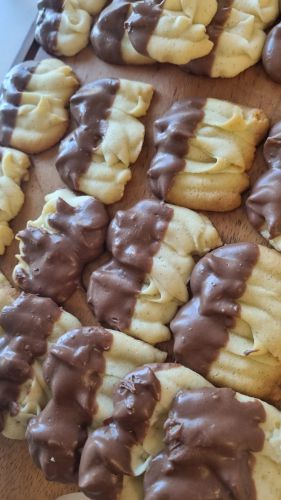 Recette Thermomix Spritz : Biscuits Fondants à la Vanille et Chocolat