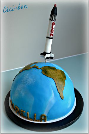 Recette Gâteau d'anniversaire en pâte à sucre, 1er américain dans l'espace
