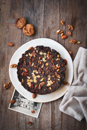 Recette Frustingo, ancien gâteau italien aux fruits secs typique des Marches