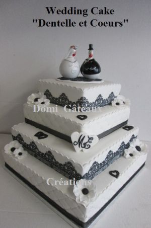 Recette Wedding Cake Dentelle et Coeurs en Pâte à Sucre