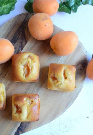 Recette Petits gâteaux au skyr et abricots