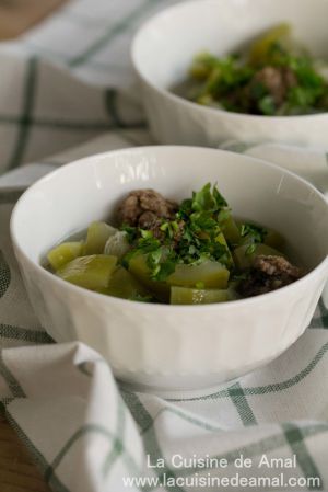 Recette Soupe de courge vietnamienne, soupe d' arek aux boulettes de viandes