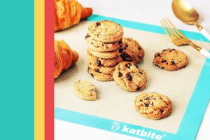 Recette These $9 Silicone Baking Mats Replace Parchment Paper and Foil—and Make Cleanup Easy