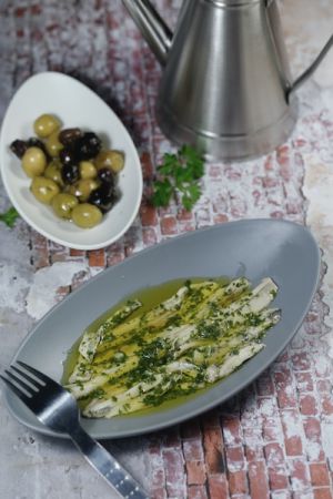 Recette Anchois marinés à l’ail