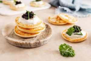 Recette Blinis de pommes de terre maison, crème fraîche et caviar