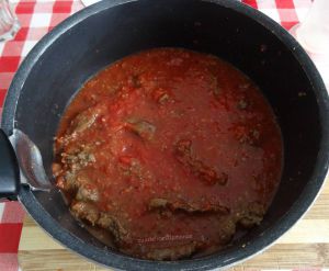 Recette Mijoté de plat de côtes de bœuf, à la sauce tomate