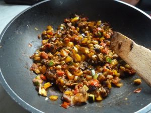 Recette Oeuf mollet comme un Tajine à la courgette, aubergine, poivron et tomate