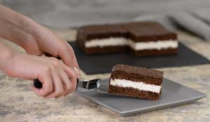 Recette Cake au chocolat fourré à la crème de yaourt