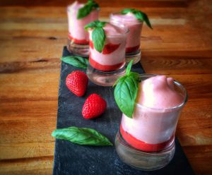 Recette Mousse aérienne fraise – basilic