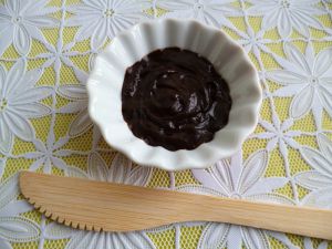 Recette Tartinade 100% crue au cacao et au sirop d'agave (diététique, végane, sans gluten, sans sucre, sans lait et riche en fibres)