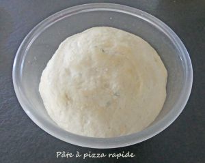 Recette Pâte à pizza rapide