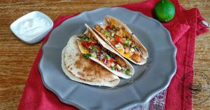 Recette Tacos de poulet façon chipotle et ses légumes façon pico de gallo