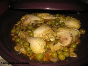 Recette Tajine de poulet, olives, champignons
