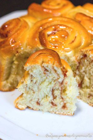 Recette Brioche roulée à la confiture