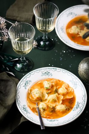 Recette Raviolis de crevettes en bouillon