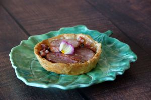 Recette Tartelettes aux épinards moutardés et saucisson de Morteau (Airfryer)