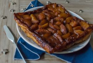 Recette Tarte feuilletée renversée caramélisée aux pommes & aux poires