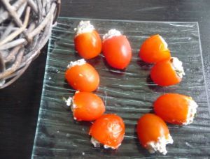 Recette Tomates cerises farcies au fromage frais
