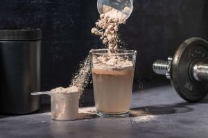 Recette We Asked a Doctor If Creatine Really Works Like a Steroid