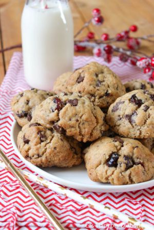 Recette Cookies au chocolat noir, cranberries et cannelle { Noël }