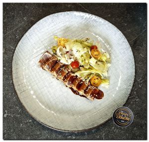 Recette Tataki de thon associé à une salade d'iceberg