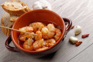 Recette Crevettes Pil Pil – Un plat de fruits de mer classique espagnol