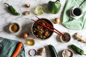 Recette Nouilles aux boulettes et légumes rôtis