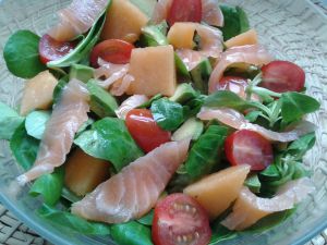Recette Salade d'avocat, melon, saumon