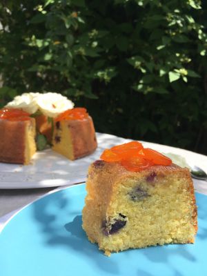 Recette Gâteau de Polenta, Myrtilles & Kumquat confits