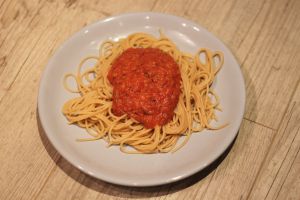 Recette Spaghetti à la sauce napolitaine à ma façon