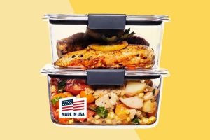 Recette These Rubbermaid Containers Will Finally Fix Your Messy Kitchen Drawer—and They’re on Sale